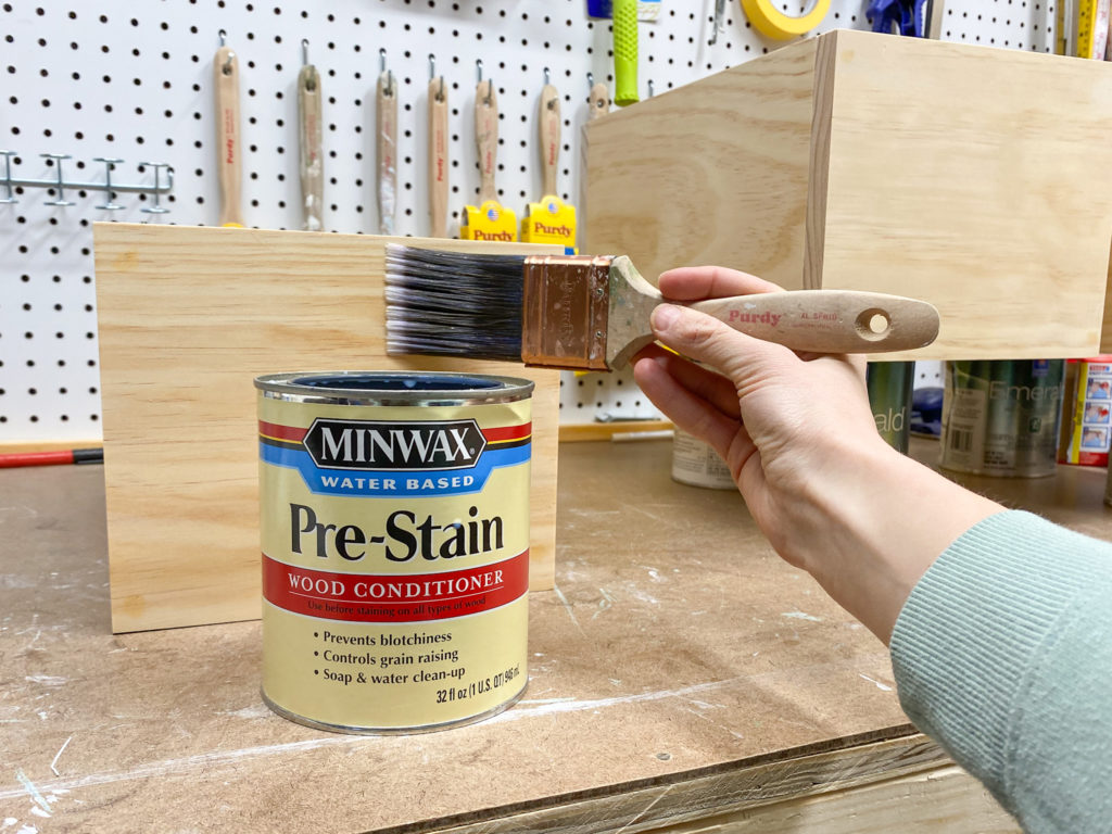 Applying Minxwax Pre-Stain Wood Conditioner to Wood Boxes