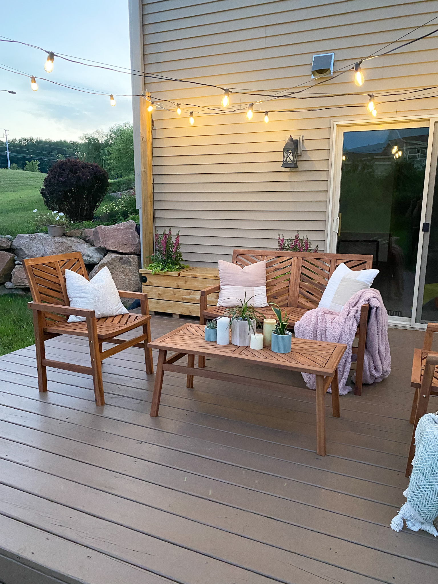 What stain should I use on my deck? And more deck staining tips here
